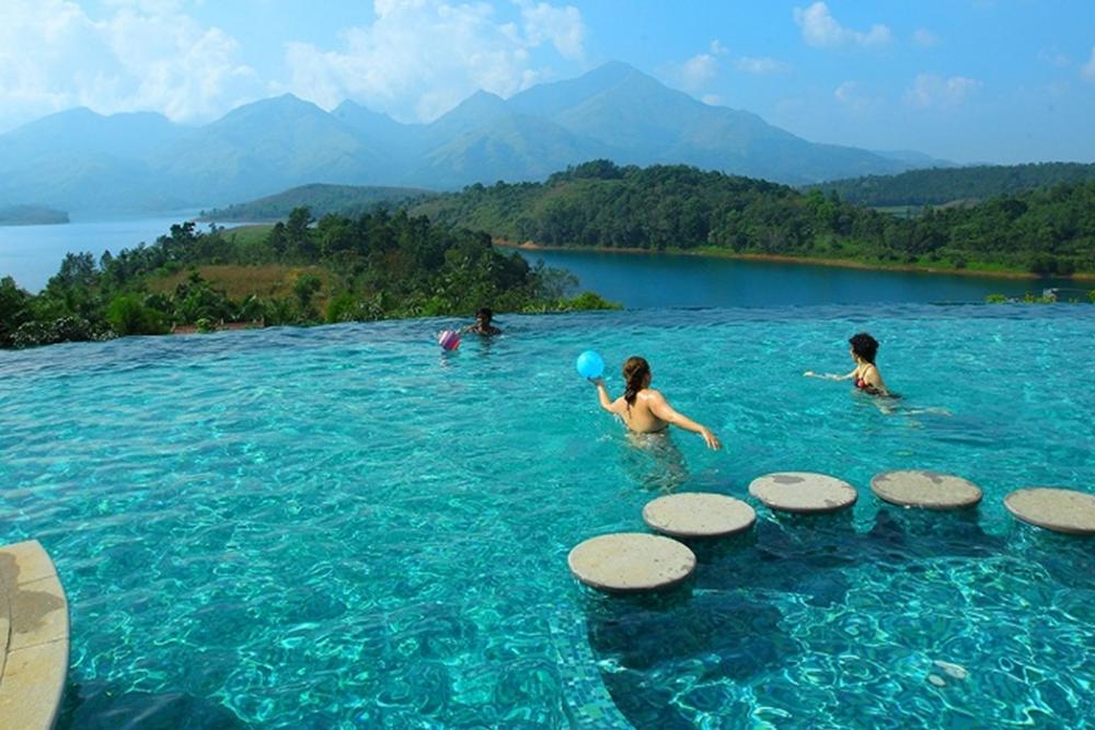 Luxury Wayanad Family Tour Packages 3 Days